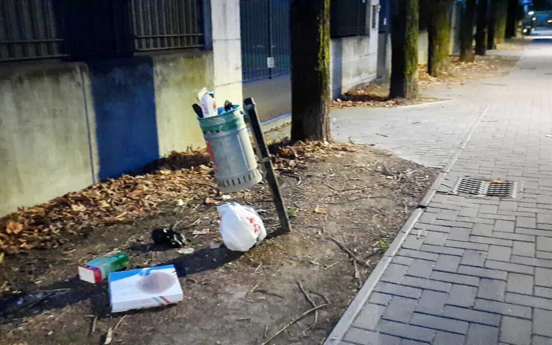 Meglio un cestino per i rifiuti oggi che una piccola discarica domani