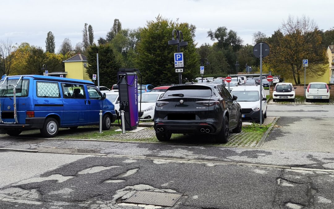 Le colonnine di ricarica a Villasanta